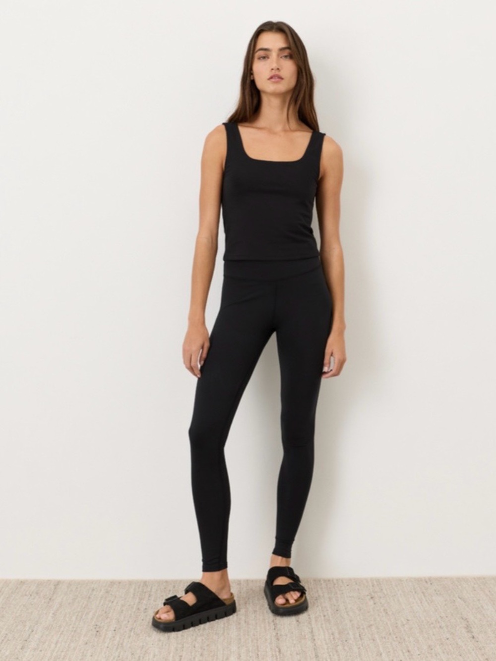 NWT Pact Organic On The Go-To Core Set. Size M. Black.